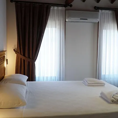 Pikan Ephesus * Selçuk