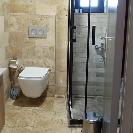 Pikan Ephesus 5*